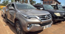 Toyota Fortuner 2020