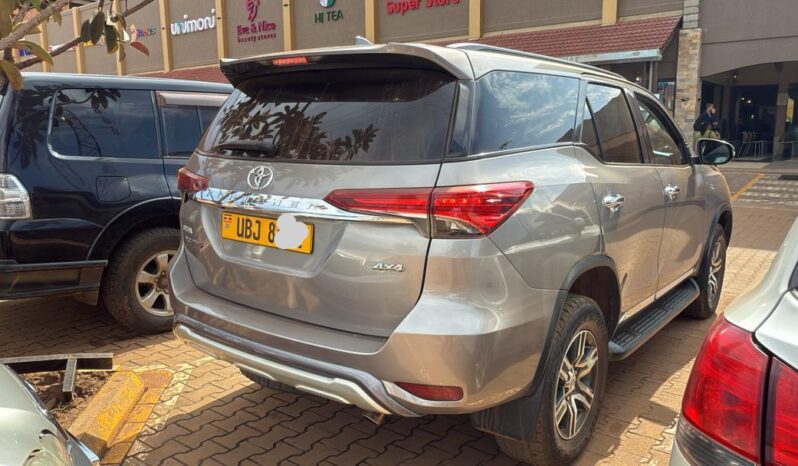 Toyota Fortuner 2020 full