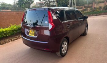 Toyota Passo Sette 2010 full
