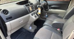 Toyota Passo Sette 2010