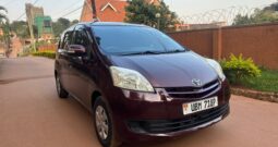 Toyota Passo Sette 2010