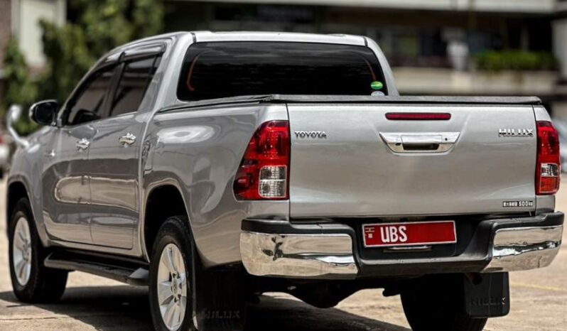 Toyota Hilux 2018 full